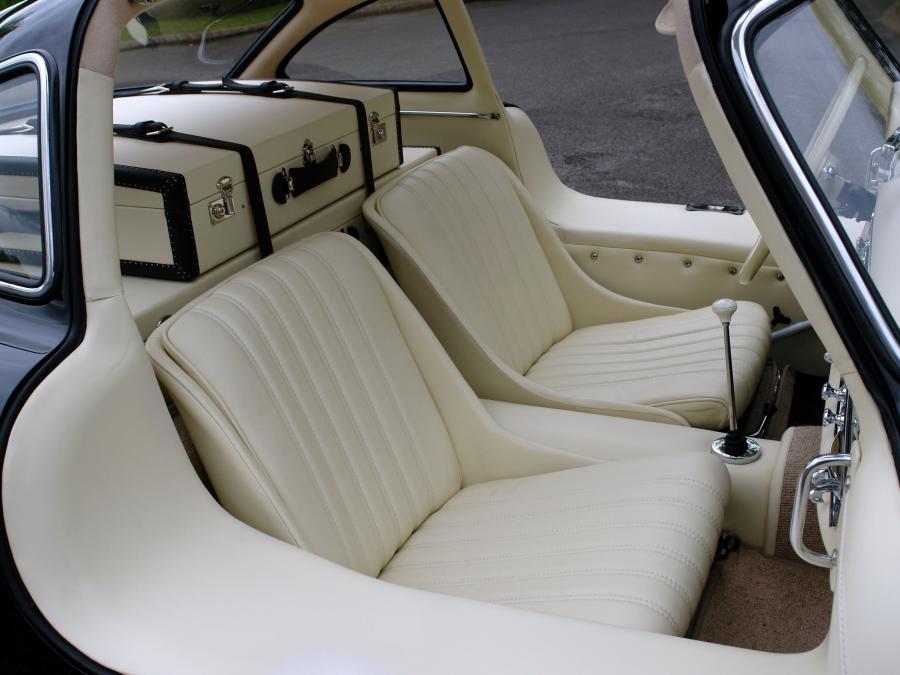 Интерьер Mercedes-Benz 300 SL 1955 года  (фото 89 из 233)